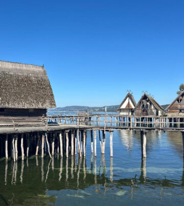 pfahlbauten am wasser